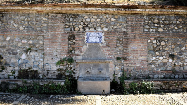 La Fuente del Avellano: Agua y Poesía