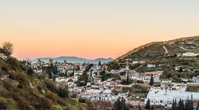 El Sacromonte: Cueva y Flamenco bajo las Estrellas